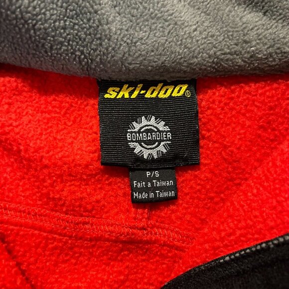 VTG Ski Doo Team Fleece Pullover Men's Small Red 1/4 Zip Snow Warm Comfort - Picture 3 of 6